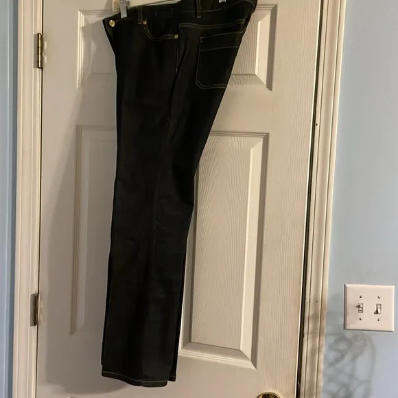 Michael Kors dark blue jeans gold buckle back pocket. Size 8P. GUC. - Picture 2 of 5